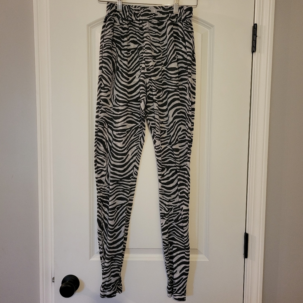 Jac Vanek Lounge Pants Zebra Print 🎉